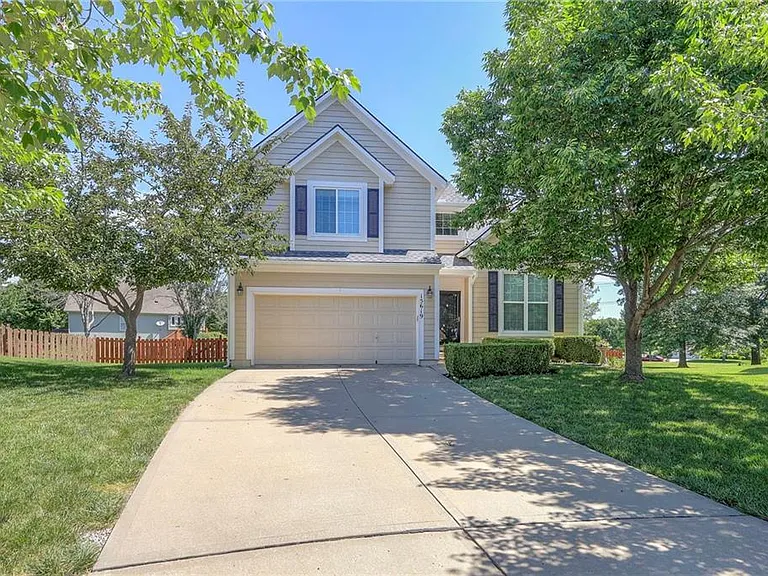15619 S Brougham Dr — Photo 10