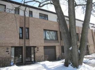 3713 Haas Ave, Riverside, IL 60546