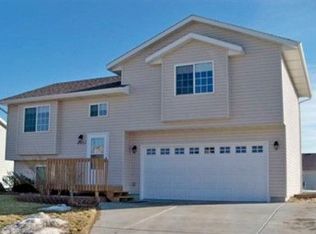 4925 Patricia St, Rapid City, SD 57703