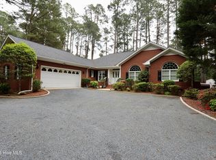 21 Birdie Dr, Whispering Pines, NC 28327