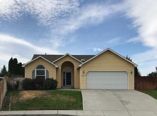 2309 N Quebec Ct, Kennewick, WA