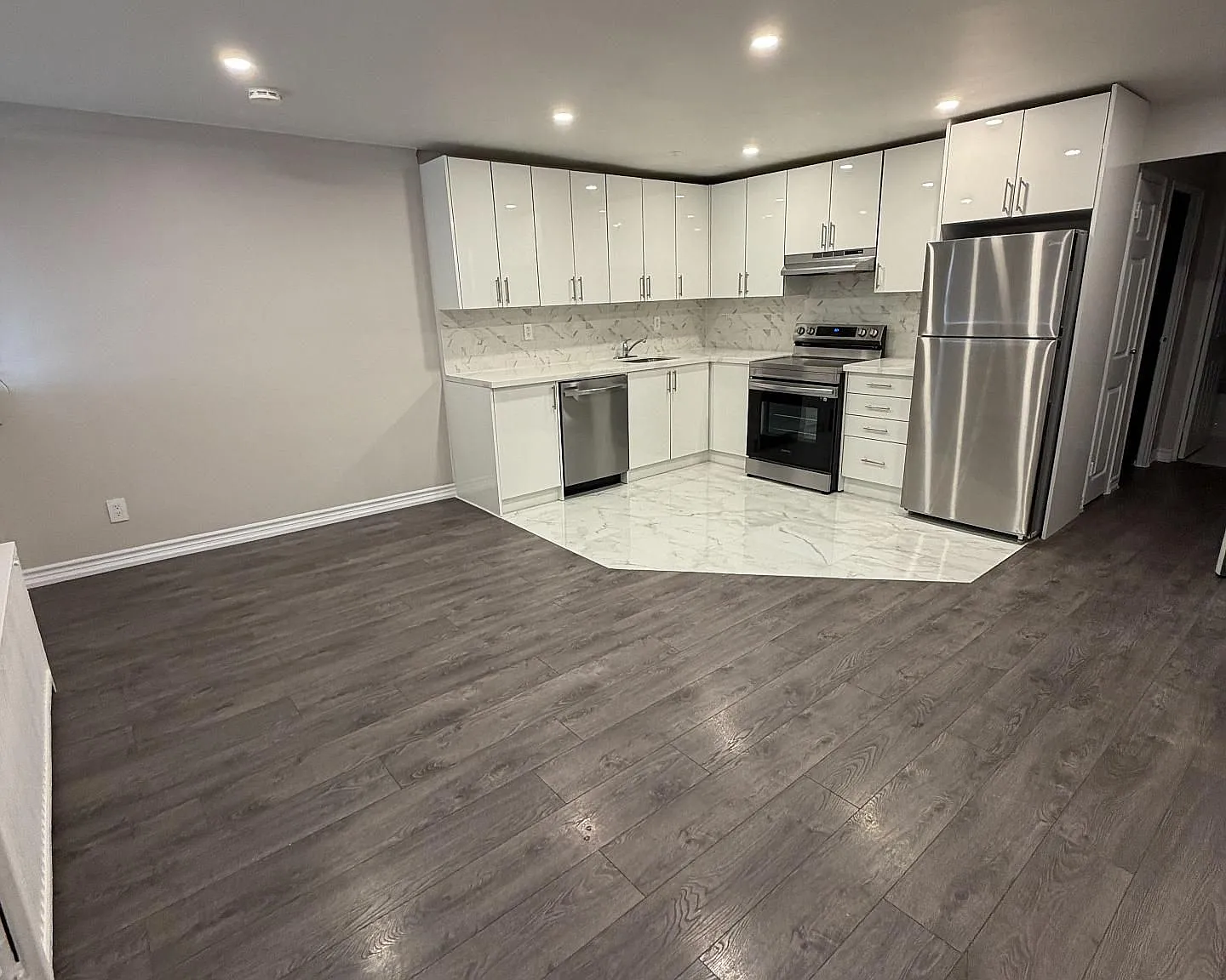 1 bed, $1,895 — Photo 2