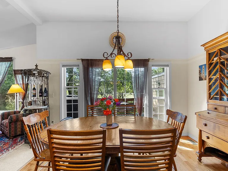 502 Geddes Ave — Photo 10
