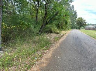 E Berry St, Hope, AR 71801