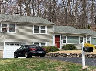 19 Birchwood Rd, Monroe, CT 06468