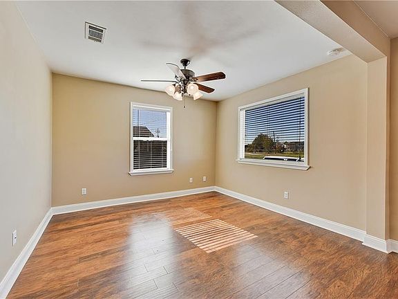 5th image of 1815 Caffin Ave