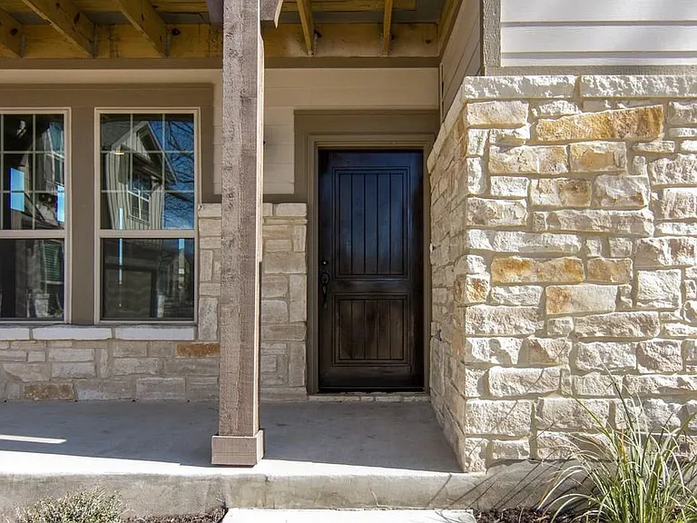 9503 McKnight Loop — Photo 4