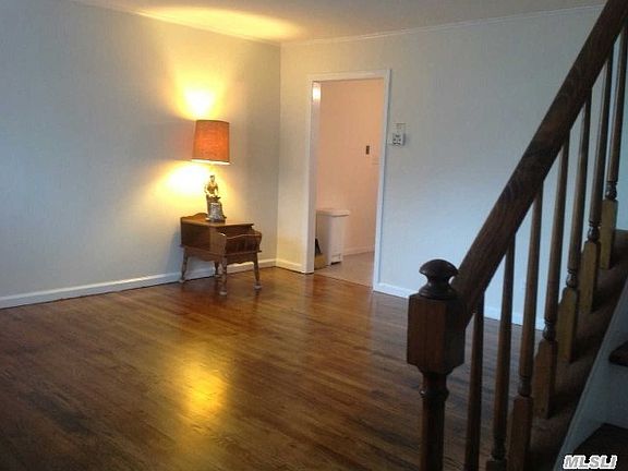 3rd image of 62 Magerus St