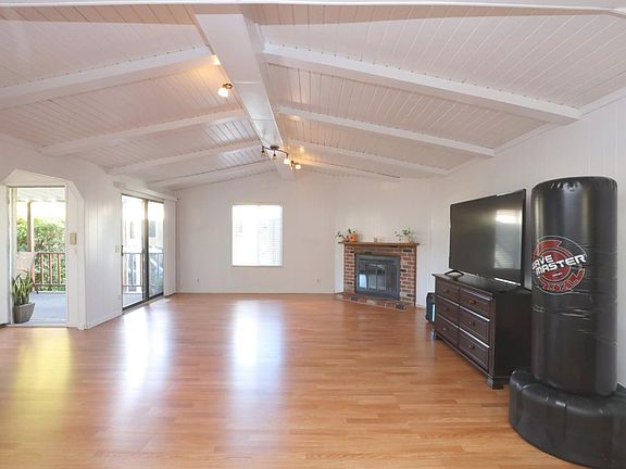 3rd image of 243 Chateau La Salle Dr #243
