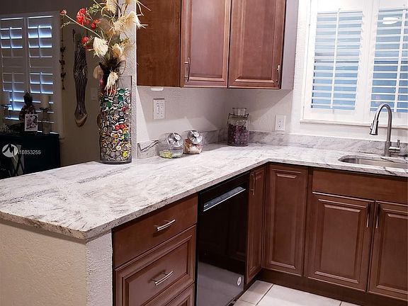 5th image of 2870 NE 14th St #105C