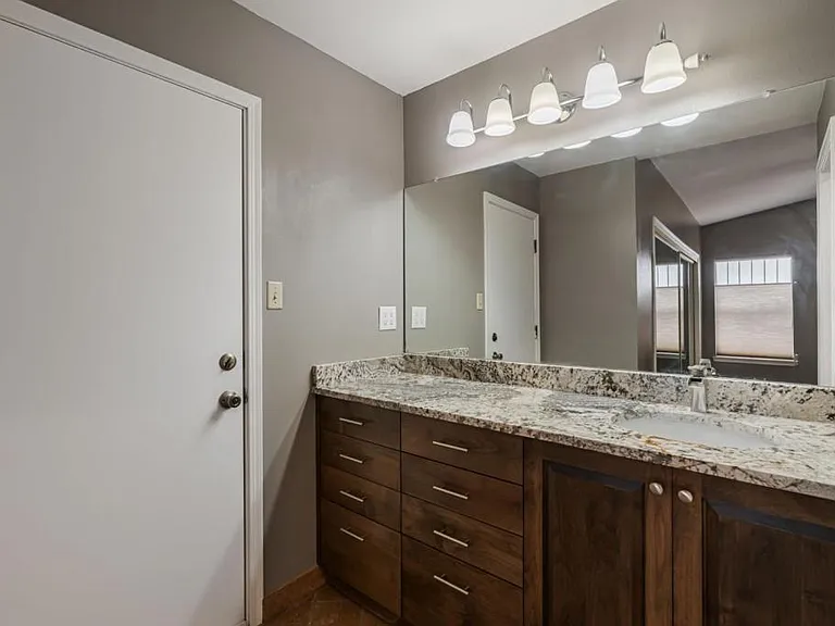 6612 Christy Ave NE — Photo 32