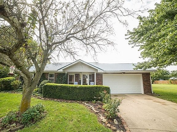 2nd image of 6255 Cheshire Dr