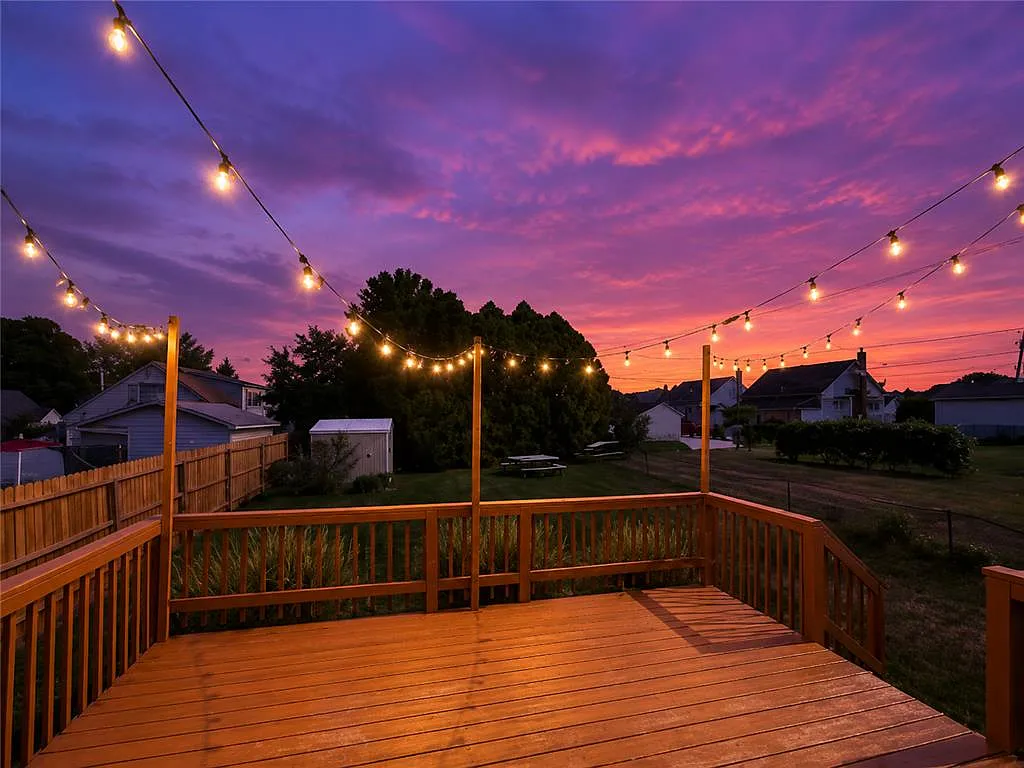 3 bed, 1.0 bath, 1526 sqft, $2,400 — Photo 4