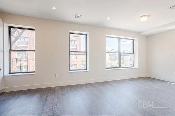 Rented by Ideal Properties Group | media 7