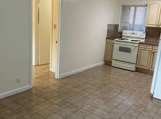 4290 NW 4th St, Miami, FL 33126