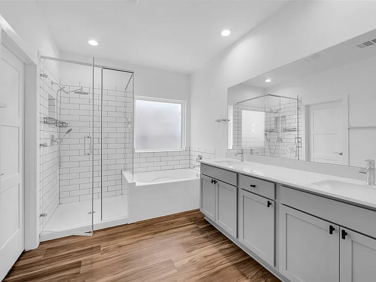 144 Aurora Springs Dr — Photo 16