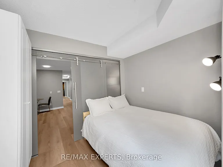 763 Bay St #307 — Photo 19