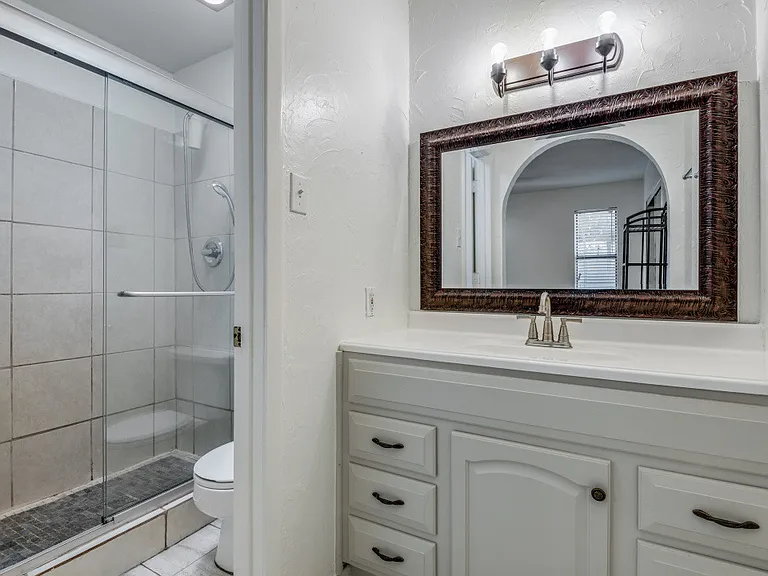 6013 Frontier Ln — Photo 13