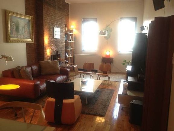3rd image of 250 W 16th St APT 5D