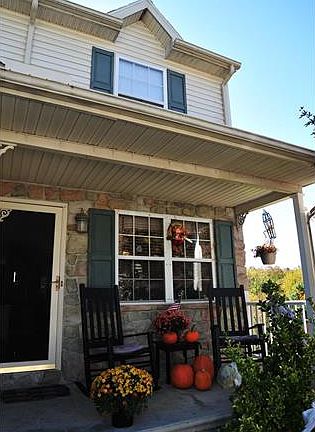4th image of 102 Frank Dr