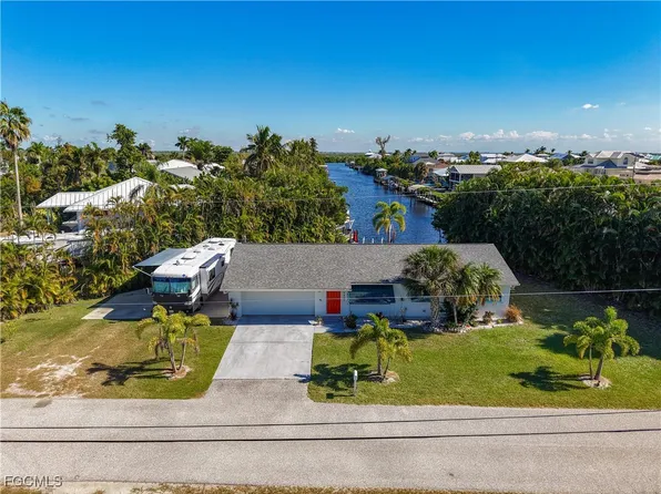 5442 Martin Cv, Bokeelia, FL 33922