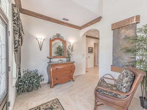5th image of 299 Yacht Harbor Dr