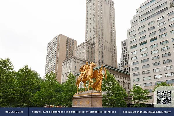 Rented by The Blueground | media 24