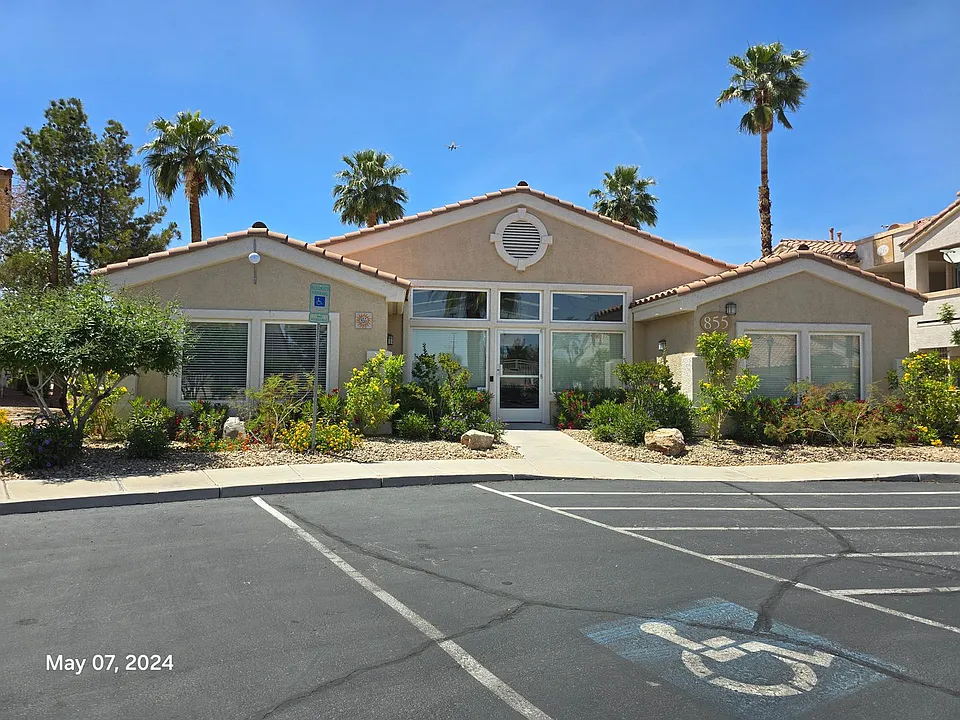 855 N Stephanie St #2724