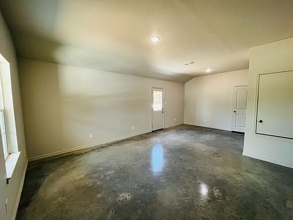 3rd image of 105 Petsick Ln #A