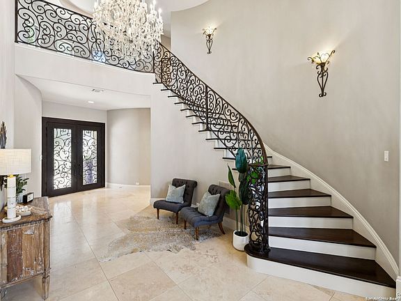 5th image of 836 Canterbury Hill