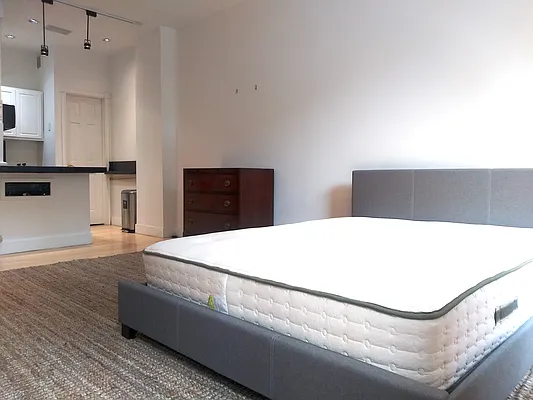 Rented by Compass | media 6