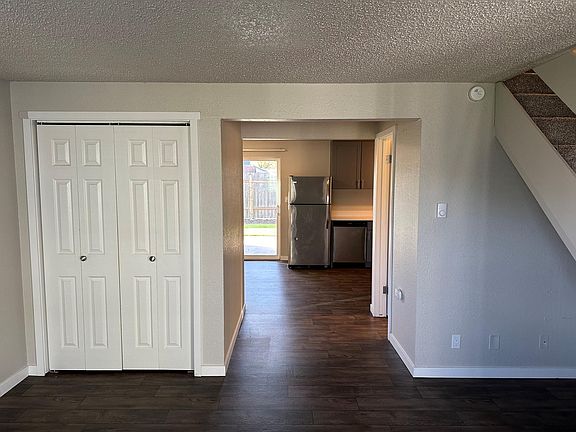 *Image may not reflect the current unit available*