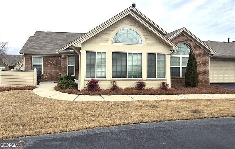 1st image of 1100 Silver Summit Dr SE