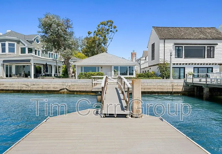 112 S Bayfront — Photo 28