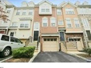 52 Devonshire Dr, Clifton, NJ 07013