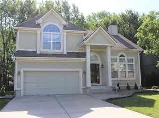 6013 NE Turquoise Dr, Lees Summit, MO 64064