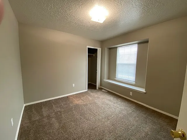 16653 New Colony Ave — Photo 8