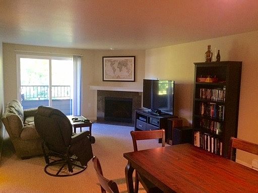 2nd image of 732 Kirkland Cir APT 201