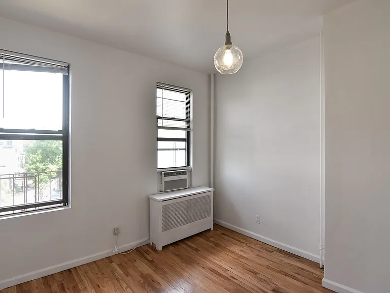 955 Grand St #3 — Photo 10