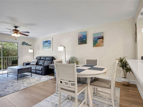 5th image of 134 Cypress Way E #305
