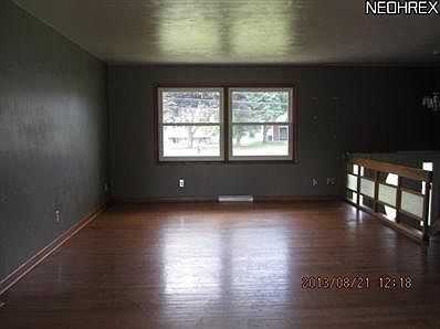 2nd image of 4871 Sampson Dr