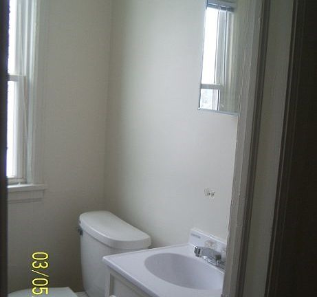 3rd image of 133-135 Laporte Ave