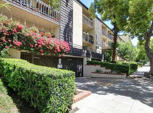 365 Burchett St, Glendale, CA 91203