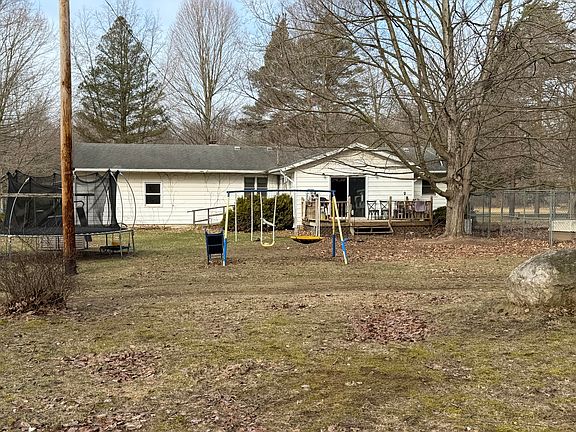 4th image of 6242 Hawley Hwy