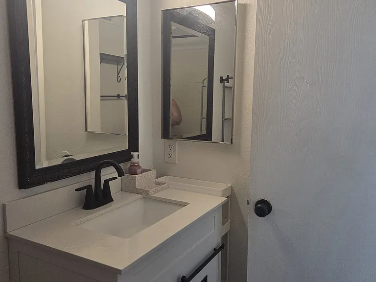 1050 E Washington Ave E #61 — Photo 6
