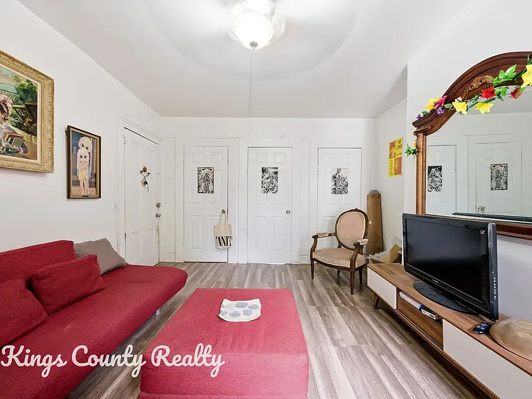 153 Washington Ave #3B — Photo 3