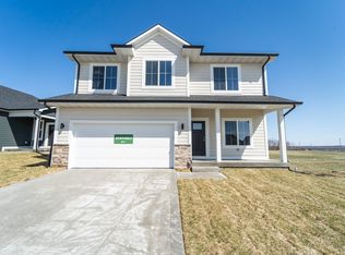 1428 S 91st St, West Des Moines, IA 50266