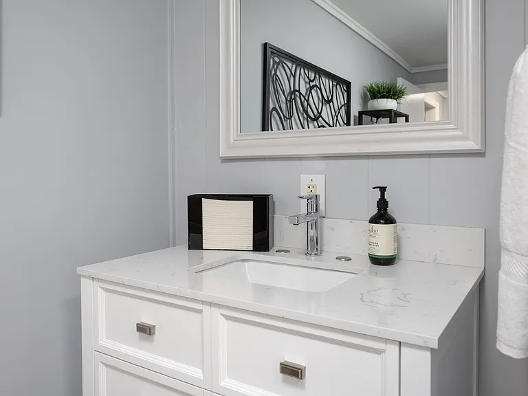 723 W McKinley St — Photo 10