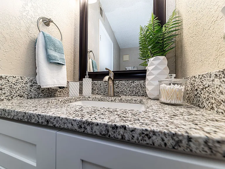 Granite counters in bathroom