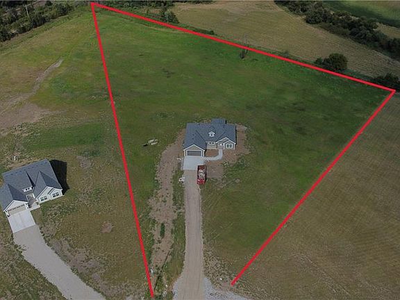 2nd image of 1153 SW 385th Rd